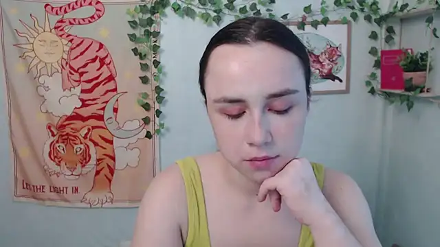 VeryVeryVeryShy  online show from July 10, 2026, 5:56 am