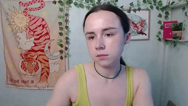 VeryVeryVeryShy  online show from July 16, 2026, 5:24 am