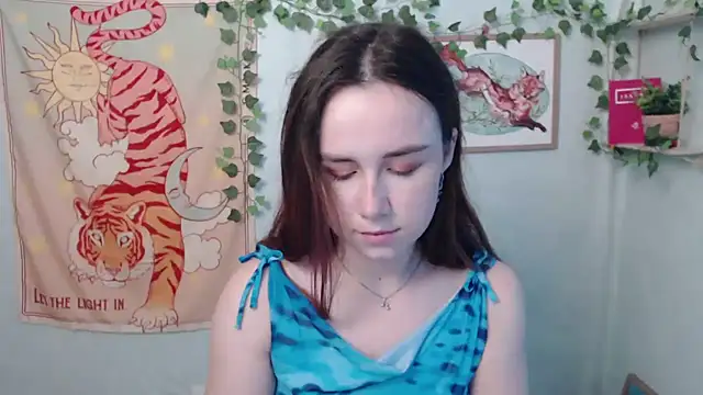 VeryVeryVeryShy  online show from July 17, 2026, 5:47 am