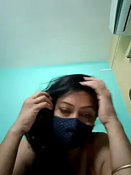 Snapshot of love_suman chatting on May 5, 2026, 3:20 pm love suman online show from May 5, 2026, 3:20 pm
