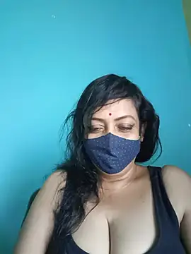 Snapshot of love_suman chatting on July 7, 2026, 7:23 am love suman online show from July 7, 2026, 7:23 am