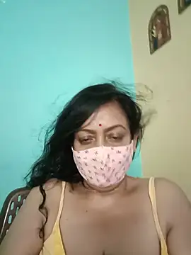 Snapshot of love_suman chatting on July 10, 2026, 12:48 am love suman online show from July 10, 2026, 12:48 am