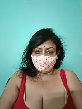 Snapshot of love_suman chatting on July 10, 2026, 3:25 pm love suman online show from July 10, 2026, 3:25 pm