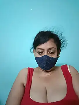 Snapshot of love_suman chatting on July 17, 2026, 4:01 pm love suman online show from July 17, 2026, 4:01 pm