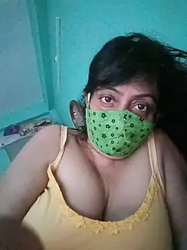Snapshot of love_suman chatting on July 25, 2026, 6:44 am love suman online show from July 25, 2026, 6:44 am