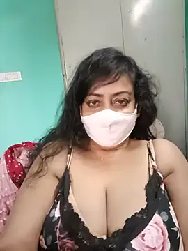 Snapshot of love_suman chatting on July 28, 2026, 11:17 am love suman online show from July 28, 2026, 11:17 am