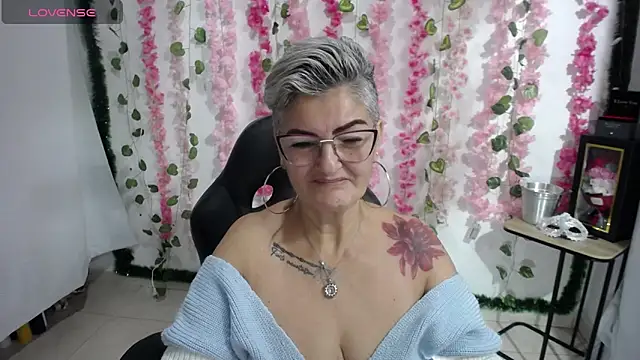 bety-cum2 online show from February 19, 2025, 8:55 am