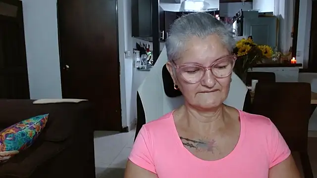 bety-cum2 online show from February 20, 2026, 10:05 am