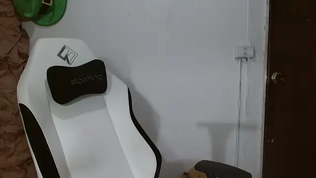 bety-cum2 online show from March 1, 2026, 12:56 am