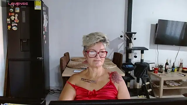 bety-cum2 online show from June 16, 2026, 11:57 am