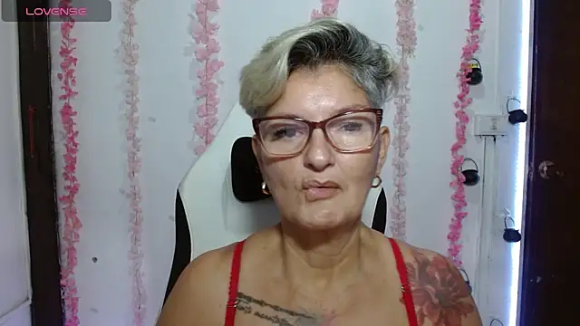 bety-cum2 online show from July 1, 2026, 10:50 am