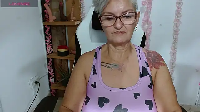 bety-cum2 online show from July 15, 2026, 10:53 am