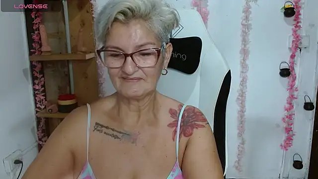 bety-cum2 online show from July 22, 2026, 11:46 am