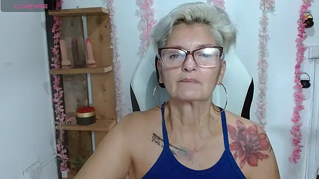bety-cum2 online show from July 28, 2026, 4:52 am