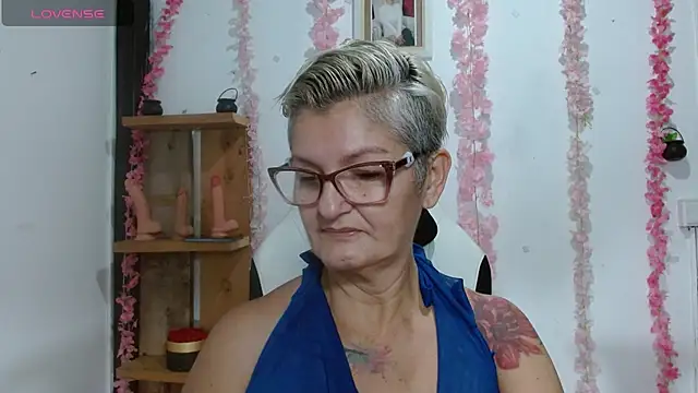 bety-cum2 online show from August 8, 2026, 1:57 pm