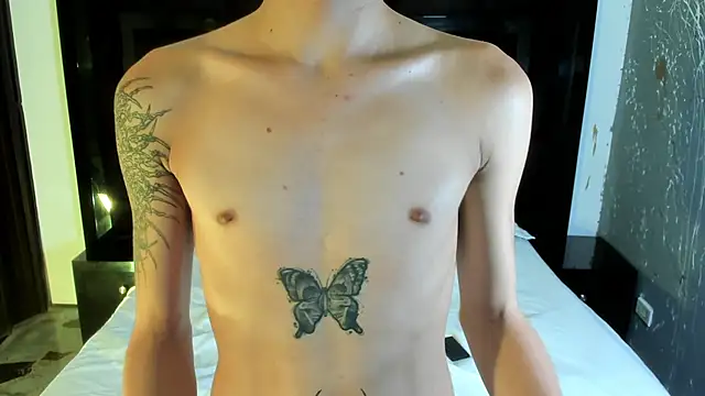 Snapshot of AndyWiilliams chatting on December 13, 2024, 12:53 am AndyWiilliams online show from December 13, 2024, 12:53 am