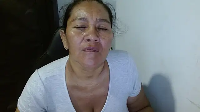 katia mature online show from November 29, 2025, 10:35 pm