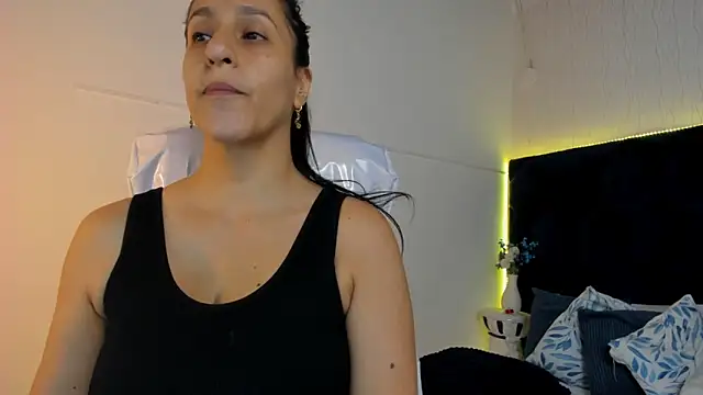 lauren fit online show from February 5, 2026, 4:22 pm