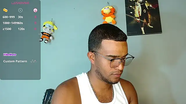 Snapshot of Bigcock_21cm_ chatting on November 27, 2025, 8:44 pm Bigcock 21cm online show from November 27, 2025, 8:44 pm