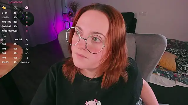 Snapshot of Alice_CutePerv chatting on December 14, 2024, 11:50 am Alice CutePerv online show from December 14, 2024, 11:50 am