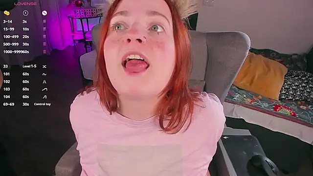 Snapshot of Alice_CutePerv chatting on December 22, 2024, 6:37 pm Alice CutePerv online show from December 22, 2024, 6:37 pm