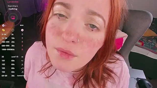 Snapshot of Alice_CutePerv chatting on December 25, 2024, 1:42 am Alice CutePerv online show from December 25, 2024, 1:42 am