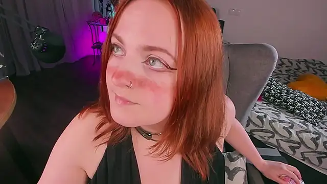 Snapshot of Alice_CutePerv chatting on March 14, 2025, 3:04 am Alice CutePerv online show from March 14, 2025, 3:04 am