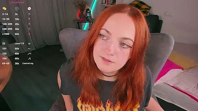 Snapshot of Alice_CutePerv chatting on September 13, 2025, 1:05 am Alice CutePerv online show from September 13, 2025, 1:05 am