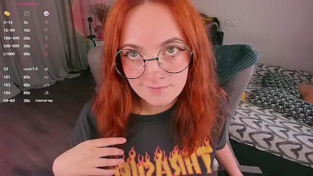 Snapshot of Alice_CutePerv chatting on September 26, 2025, 2:32 pm Alice CutePerv online show from September 26, 2025, 2:32 pm