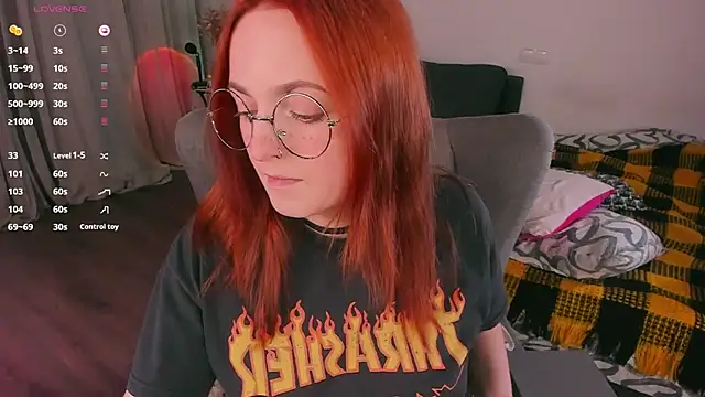 Snapshot of Alice_CutePerv chatting on October 22, 2025, 5:13 pm Alice CutePerv online show from October 22, 2025, 5:13 pm