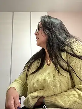 Snapshot of SWEETLILY18 chatting on January 10, 2025, 3:27 pm SWEETLILY18 online show from January 10, 2025, 3:27 pm