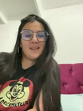 Snapshot of SWEETLILY18 chatting on January 23, 2025, 9:18 pm SWEETLILY18 online show from January 23, 2025, 9:18 pm