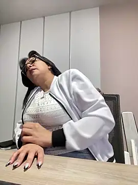 Snapshot of SWEETLILY18 chatting on February 22, 2025, 11:24 am SWEETLILY18 online show from February 22, 2025, 11:24 am