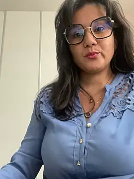 Snapshot of SWEETLILY18 chatting on March 11, 2025, 2:51 pm SWEETLILY18 online show from March 11, 2025, 2:51 pm