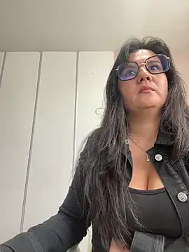 Snapshot of SWEETLILY18 chatting on March 12, 2025, 2:34 pm SWEETLILY18 online show from March 12, 2025, 2:34 pm