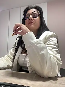 Snapshot of SWEETLILY18 chatting on March 13, 2025, 11:30 am SWEETLILY18 online show from March 13, 2025, 11:30 am