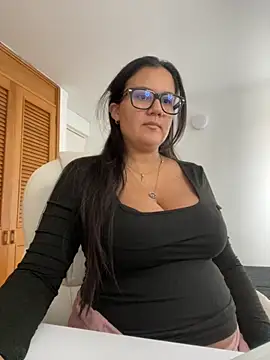 Snapshot of SWEETLILY18 chatting on November 26, 2025, 3:46 pm SWEETLILY18 online show from November 26, 2025, 3:46 pm