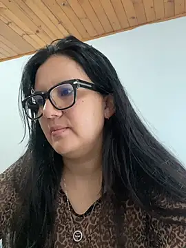 Snapshot of SWEETLILY18 chatting on April 9, 2026, 12:54 pm SWEETLILY18 online show from April 9, 2026, 12:54 pm