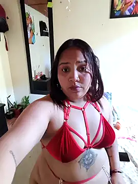 Snapshot of Kitty_StarFun chatting on December 15, 2025, 8:02 pm Kitty StarFun online show from December 15, 2025, 8:02 pm