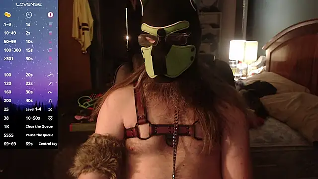 kinkywolf429 online show from April 26, 2026, 6:33 am