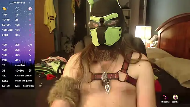 kinkywolf429 online show from June 4, 2026, 4:57 pm