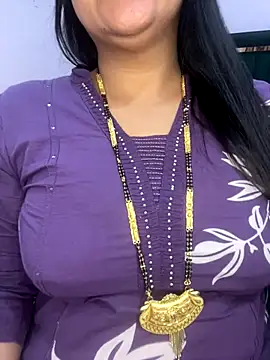 Snapshot of Zoya_Varma004 chatting on October 15, 2025, 8:58 am Zoya Varma004 online show from October 15, 2025, 8:58 am