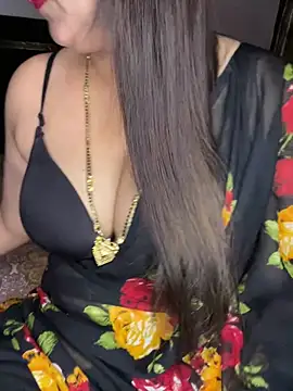 Snapshot of Zoya_Varma004 chatting on April 14, 2026, 3:07 pm Zoya Varma004 online show from April 14, 2026, 3:07 pm