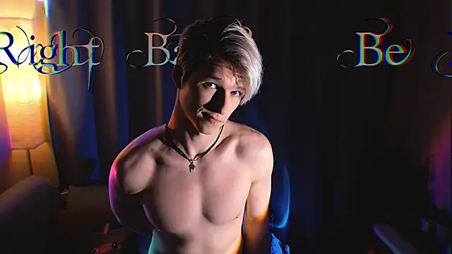 Breston Sweet online show from March 5, 2026, 9:44 pm