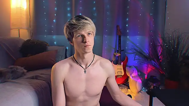 Breston Sweet online show from April 28, 2026, 2:27 am