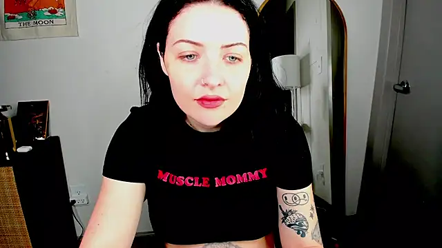 Snapshot of MelroseStrip chatting on January 3, 2025, 1:59 am MelroseStrip online show from January 3, 2025, 1:59 am