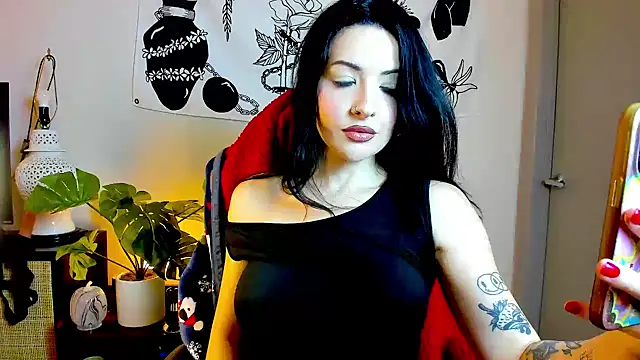 Snapshot of MelroseStrip chatting on October 30, 2025, 9:48 pm MelroseStrip online show from October 30, 2025, 9:48 pm