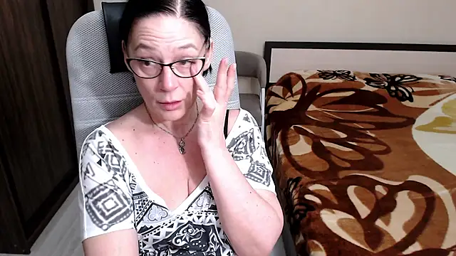 BelovedLady online show from March 8, 2025, 4:50 pm