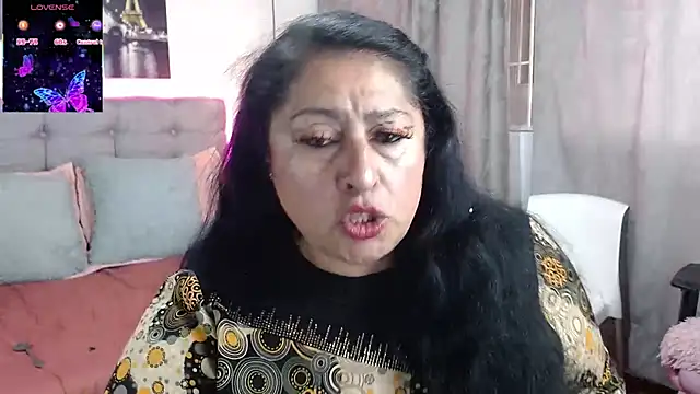 Keyla01  online show from August 1, 2026, 6:07 pm