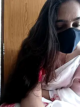 Snapshot of yoursana- chatting on January 23, 2025, 5:35 am yoursana- online show from January 23, 2025, 5:35 am